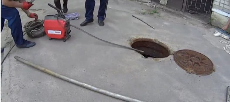Прочистить канализацию в квартире